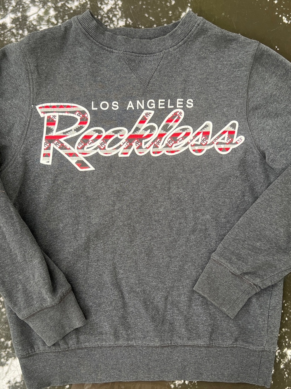 Young & Reckless Men's M Regular Gray Fleece Crew Neck Pullover Graphic Logo